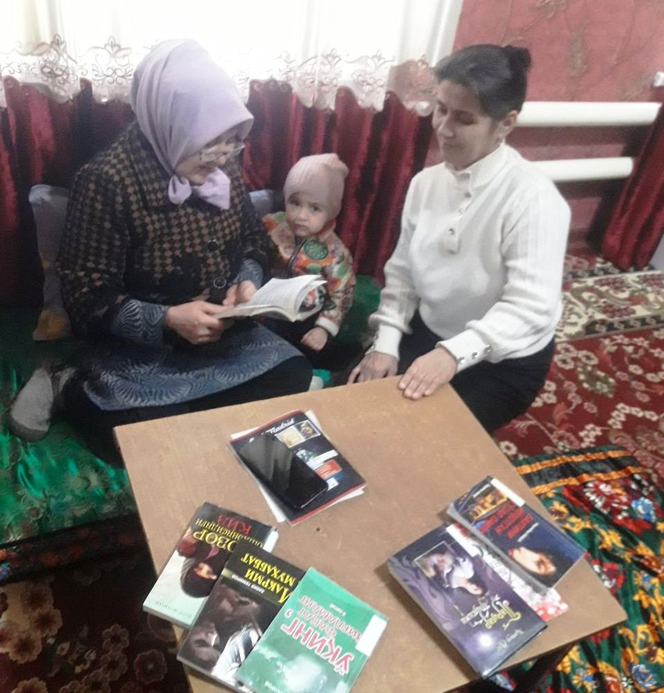 Mehr  kutubxonasi loyihasi doirasida    yangi  badiy     kitoblar   olib  borildi.