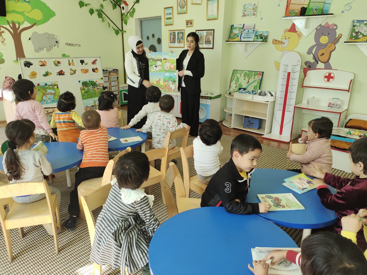 2 aprel - Xalqaro bolalar kitoblari  kuni munosabati  bilan    "Ertaksevar bolajon"  nomli tadbir   o’tkazildi.