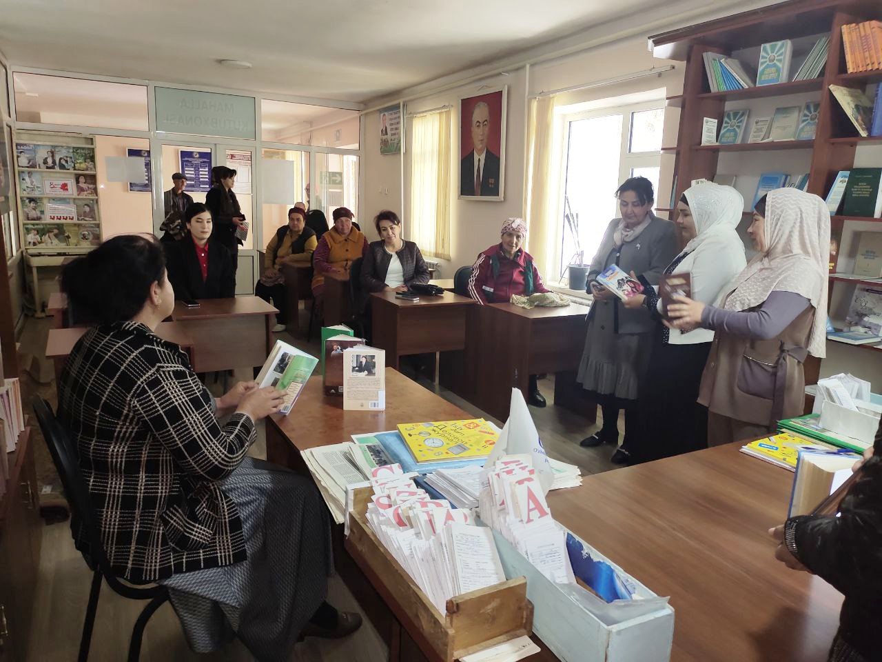 "Kitobxon onalar kuni" loyihasi doirasida " Kitobxonlik oiladan boshlanadi " shiori ostida tadbir oʻtkazildi.