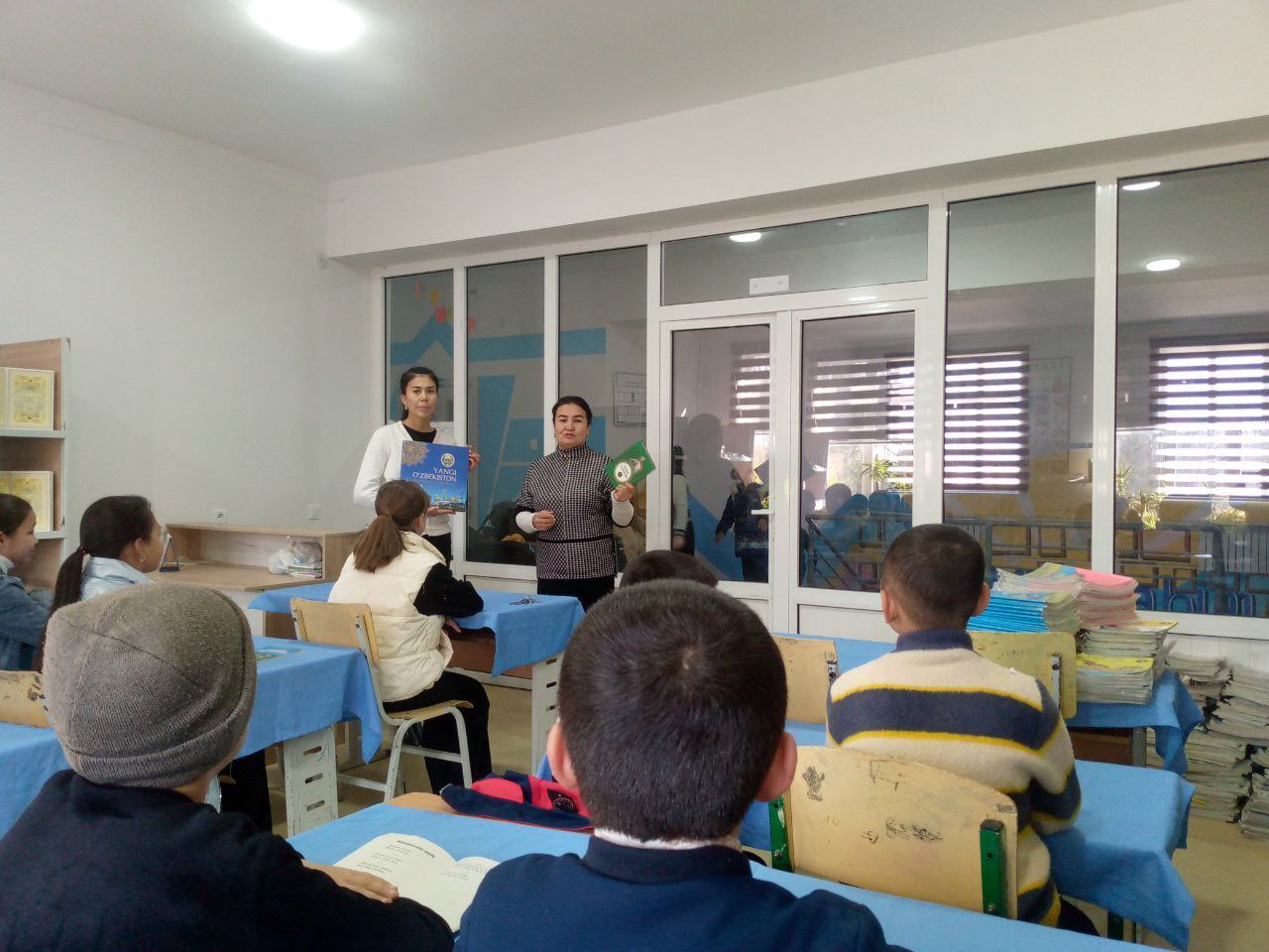 "Vatan muqaddas uni himoya qilish sharafli burchidir" shiori ostida  davra suhbati bo'lib oʻtdi