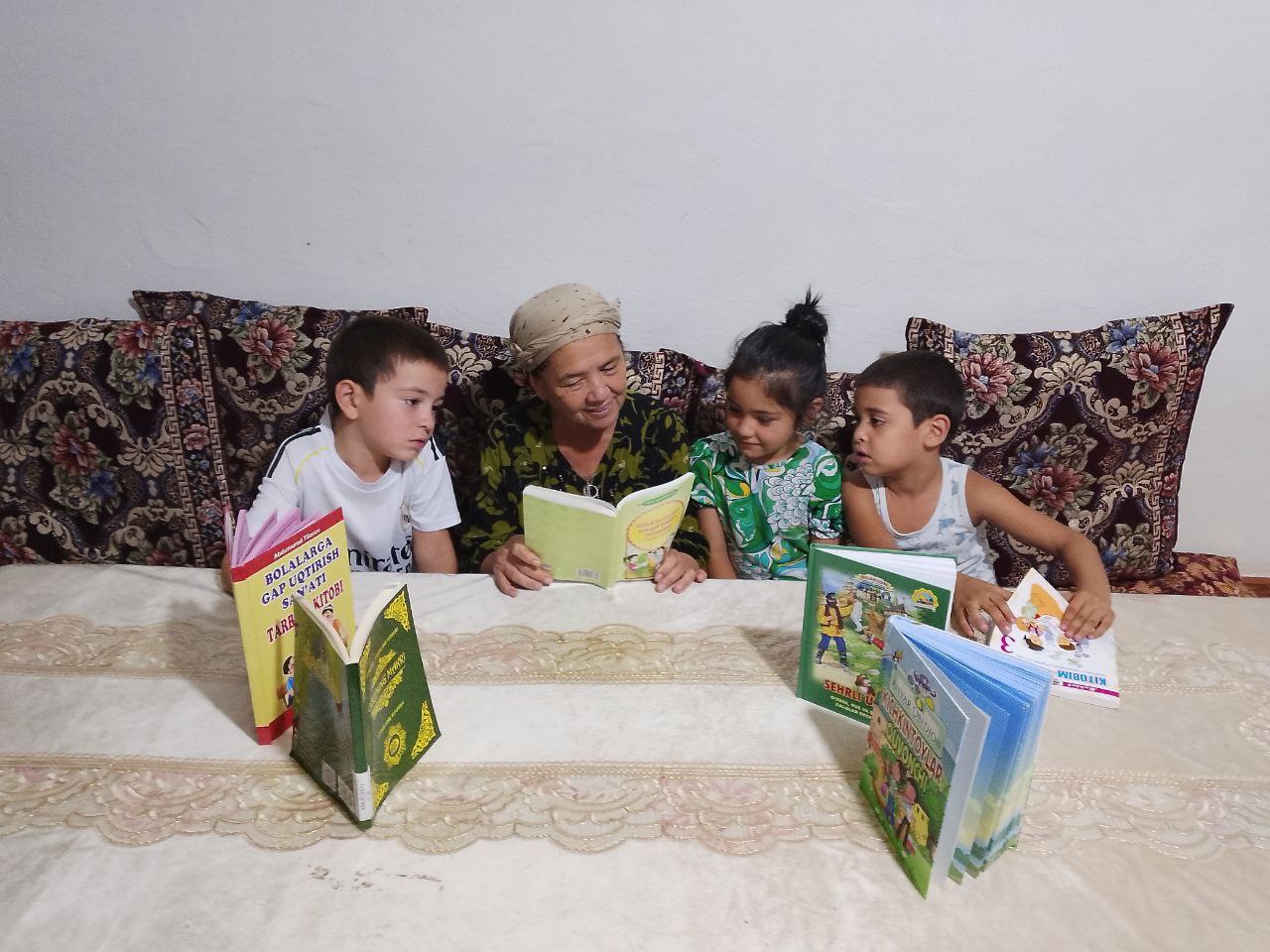 #Buvim_ōqib_bergan_kitob.     #Davra_suhbati.