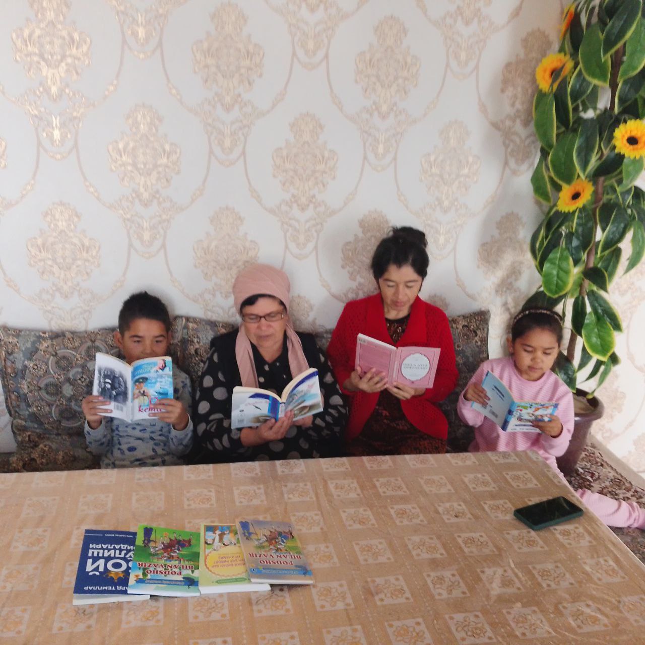 #Oilamiz_kitobxon #Kitob_bilim_buloği