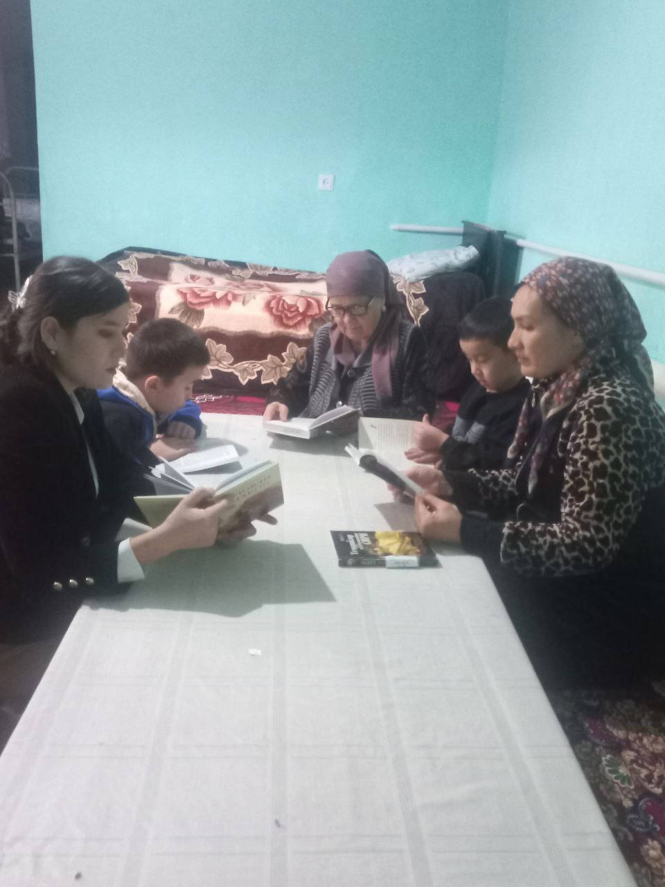 #Kitobxon_onalar #Oilamiz_kitobxon #Davra_suhbati