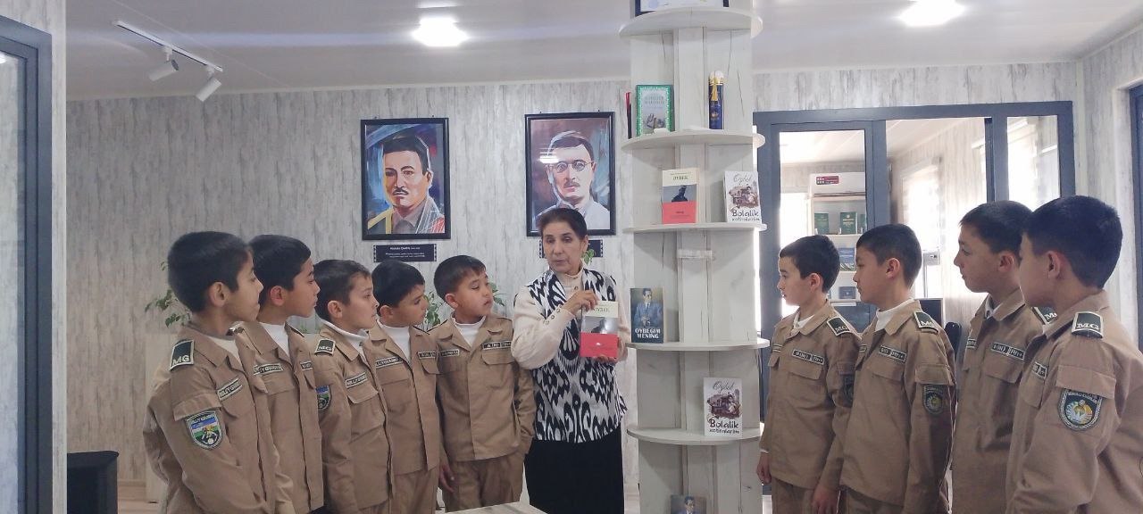 Kitoblar ko'rgazmasi. 