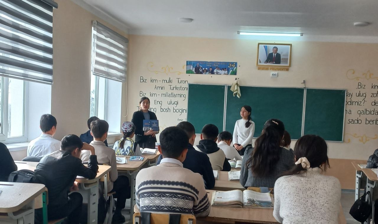 "Huquq nima uchun kerak" nomli davra suhbati bo‘lib o‘tdi.