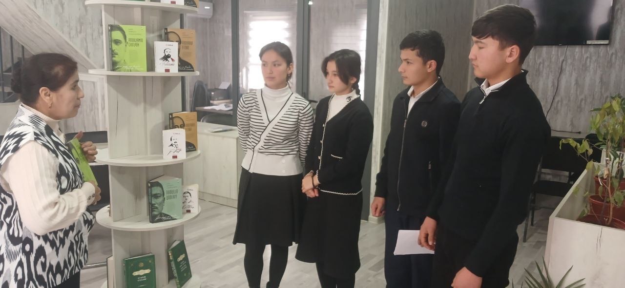 “Jadidlar merosi – millat ma’rifati poydevori” deb nomlangan kitoblar ko‘rgazmasi tashkil etildi.