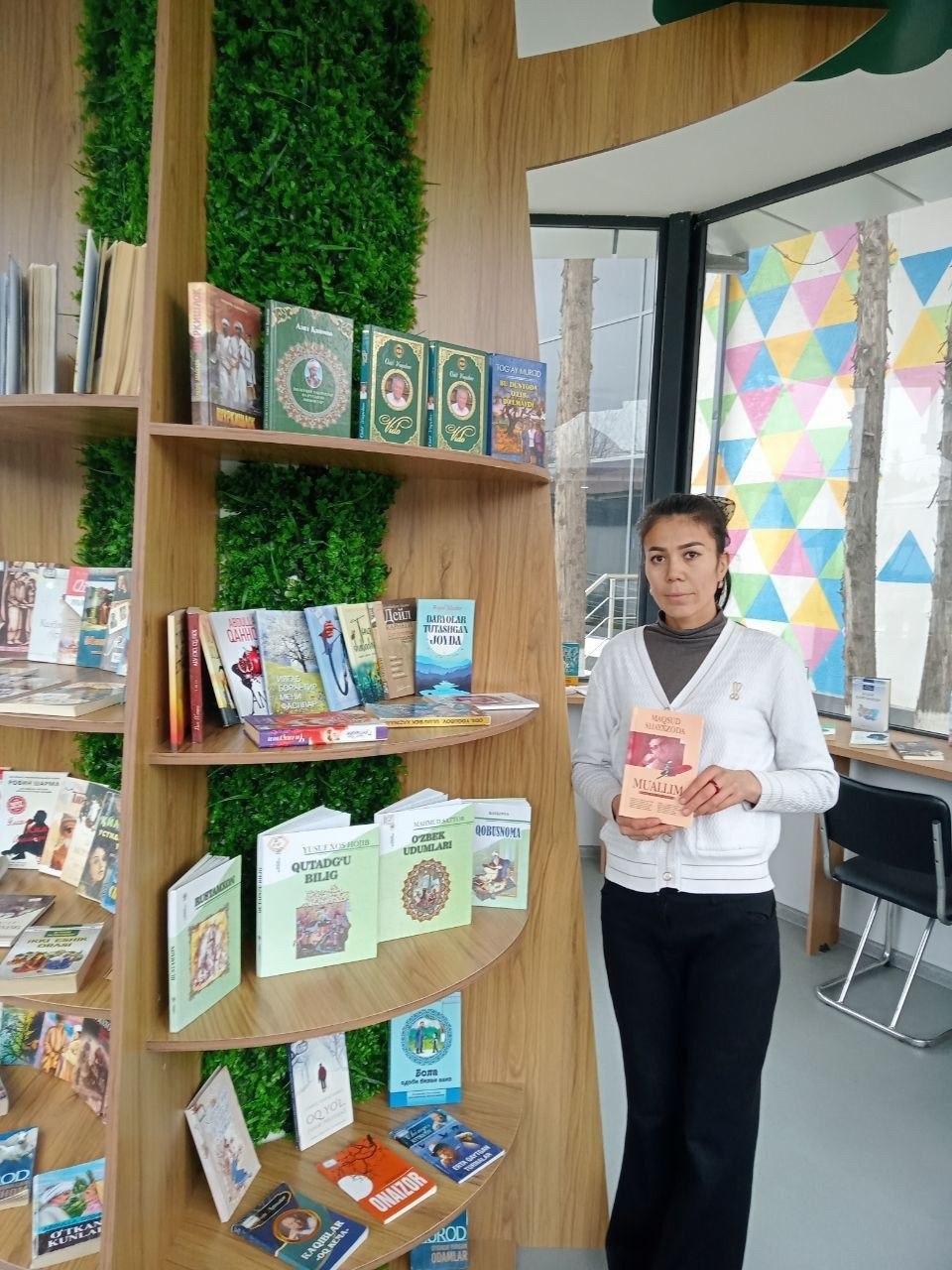 Kitoblar ko‘rgazmasi tashkil etildi. 