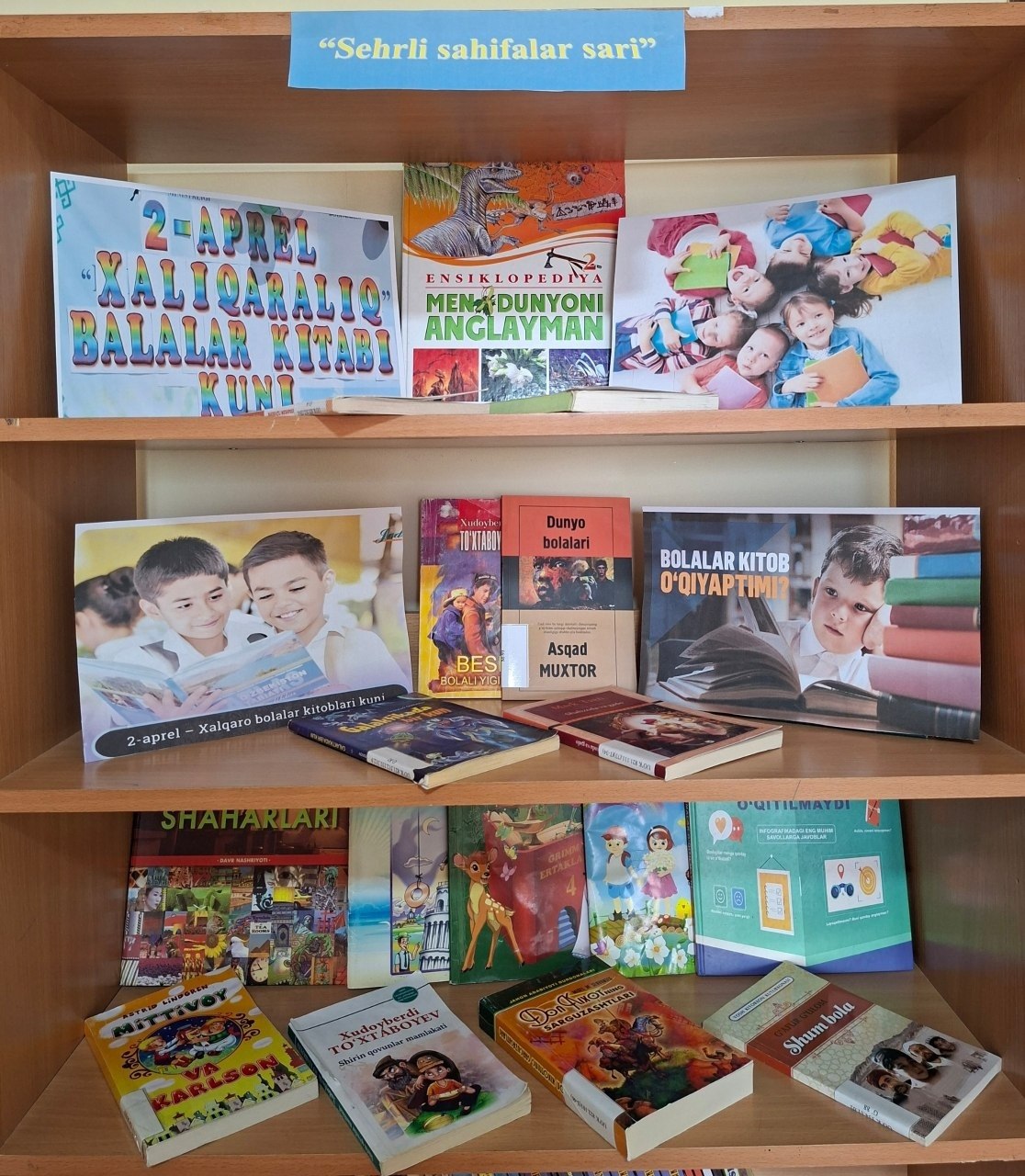 “Sehirli sahifalar sari” nomli kitob ko’rgazmasi tashkil qilindi.