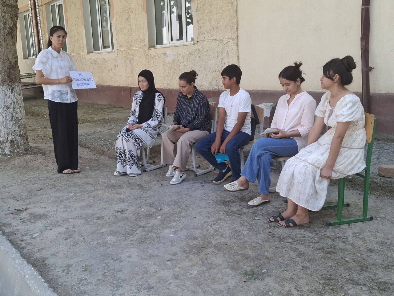 "Biz -giyohvandlikka qarshimiz". mavzusida davra suhbati o'tkazildi.