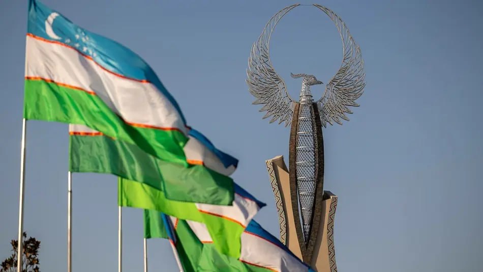 O‘zbekiston mustaqilligining 35 yilligi “Yagona Vatan, yagona xalq bo‘lib, yangi hayot va kelajak yaratamiz!” bosh g‘oyasi ostida nishonlanadi.