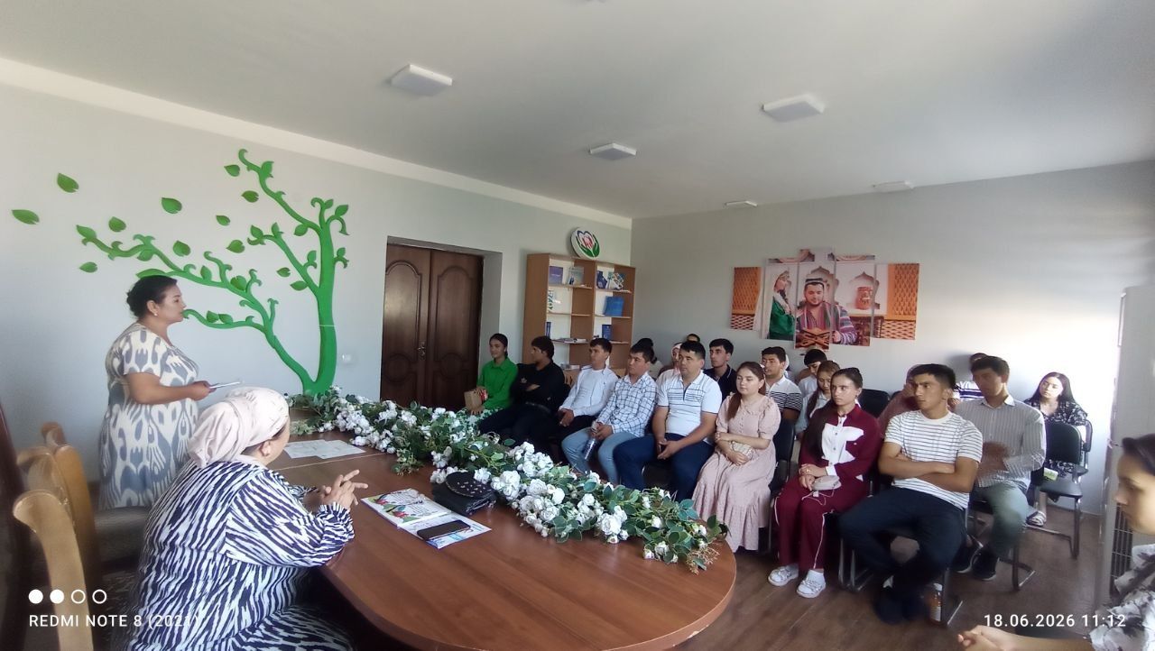 "Yosh tadbirkorlarni qo'llab quvvatlash kuni" mavzusida davra suhbati o'tkazildi. 