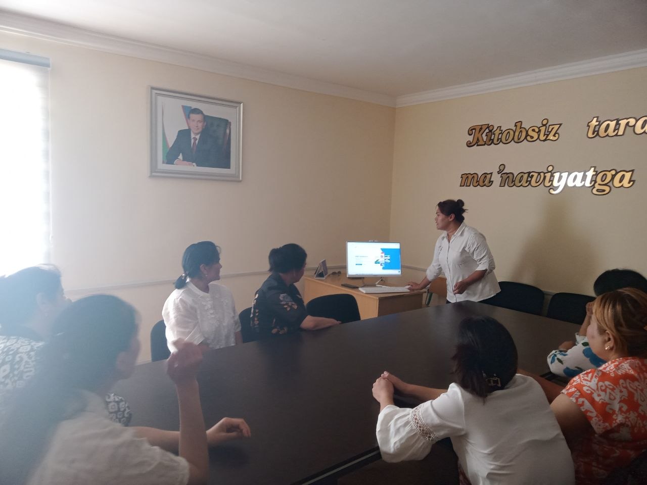 “Bugungi kunda sun’iy intellektning o‘rni va foydalari” mavzusida mahorat darsi tashkil etildi.