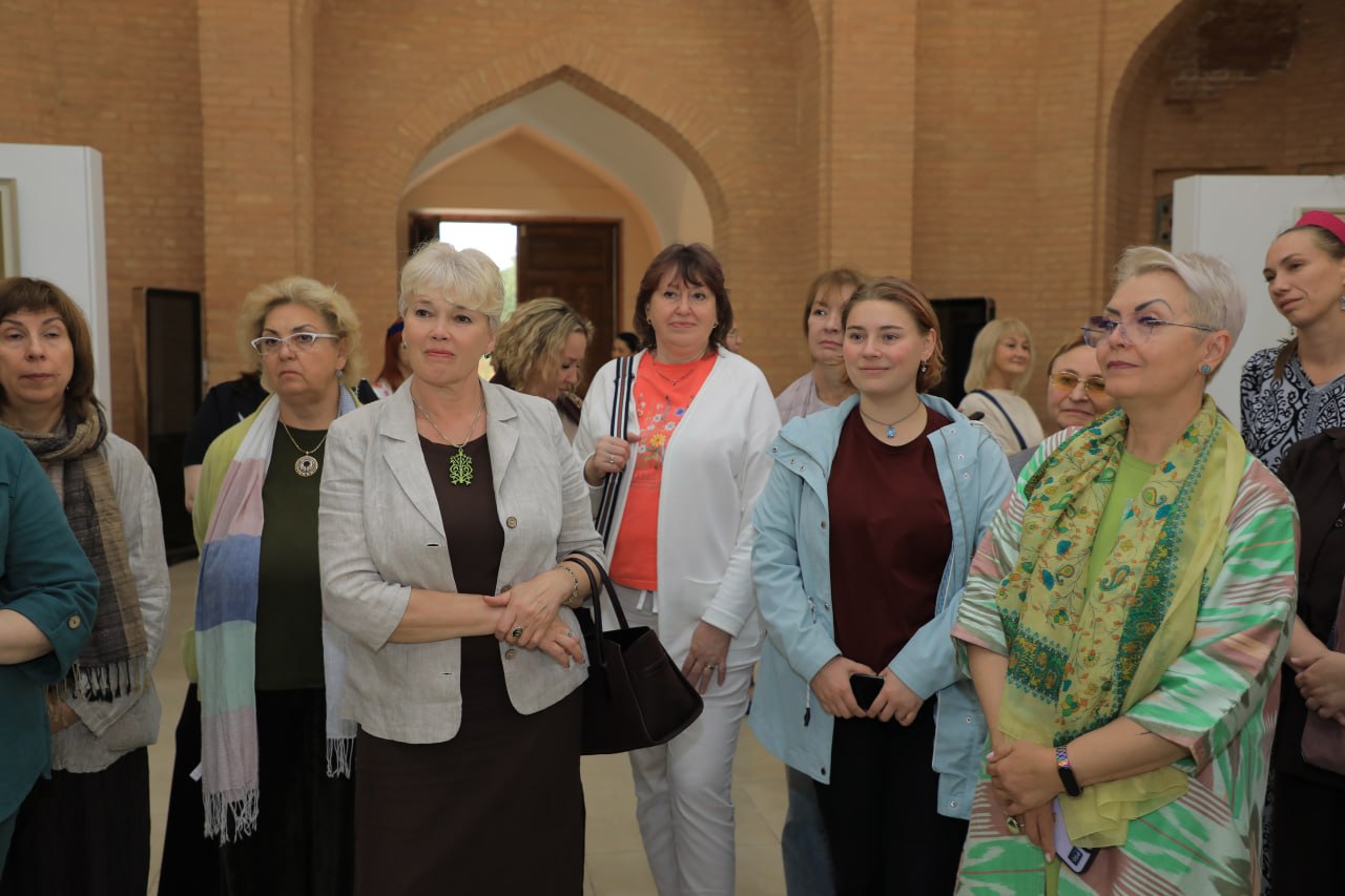 🏛 JIZZAX SHAHRINING DIQQATGA SAZOVOR MASKANLARIGA EKSKURSIYA