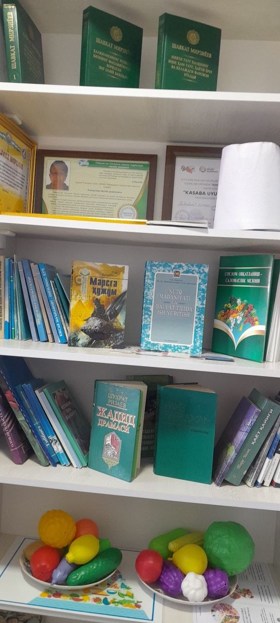 📚 Tuman tibbiyot birlashmasida ko‘chma kutubxona xizmati tashkil etildi