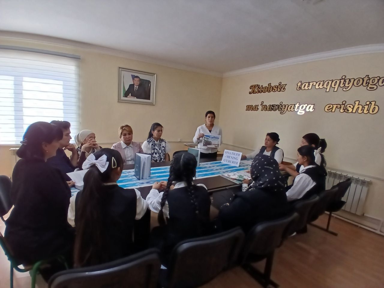 “Ona tilim — mening g‘ururim” mavzusida ma’naviy-ma’rifiy tadbir bo‘lib o‘tdi.